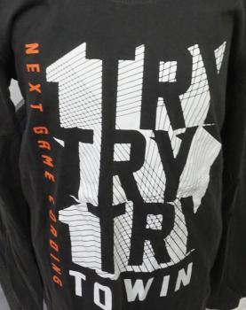 Langarmshirt Gr. 134/140 von YFK (4004) neu